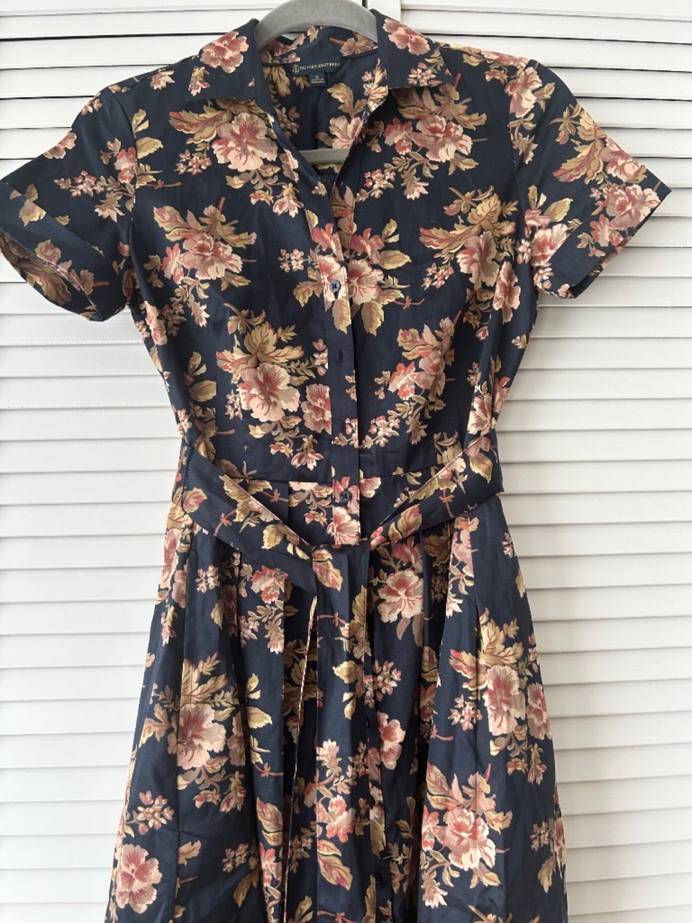 Brooks Brothers Pleated Floral Short Sleeves Dress Size 0 - Picture 4 of 10